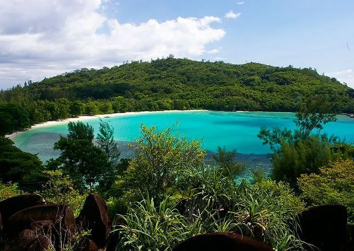 Rowsvilla Beau Vallon (Mahe)